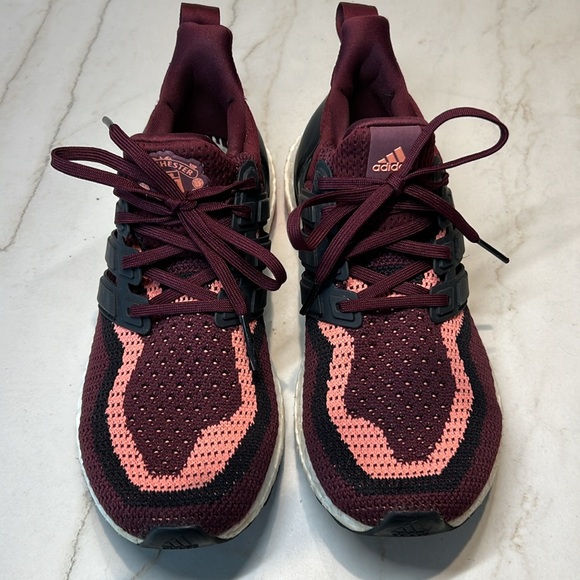 Adidas Ultraboost Burgundy (Size 6.5) - Picture 2 of 7